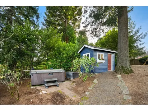 10151 SW Lancaster Road Portland OR 97219