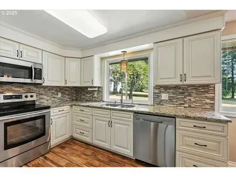 8808 NE 379th Street La Center WA 98629