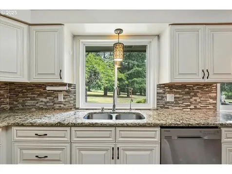 8808 NE 379th Street La Center WA 98629