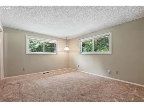 8808 NE 379th Street La Center WA 98629