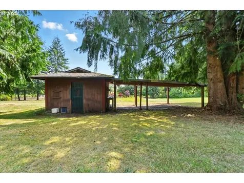 8808 NE 379th Street La Center WA 98629