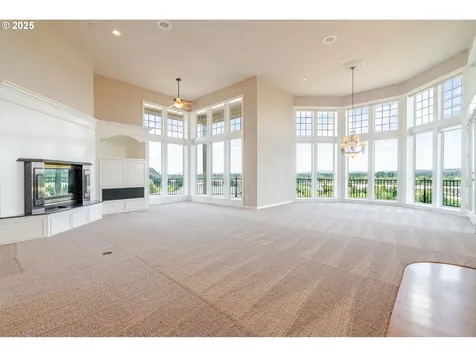 1904 NW Eagles Ridge Lane Albany OR 97321