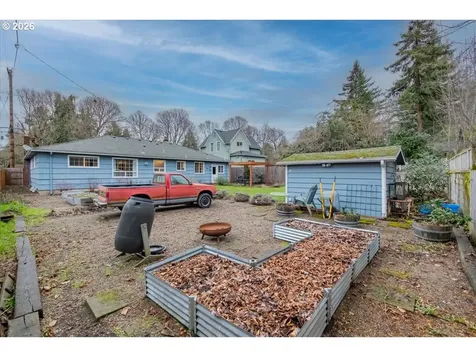 1770 D Street NE Salem OR 97301
