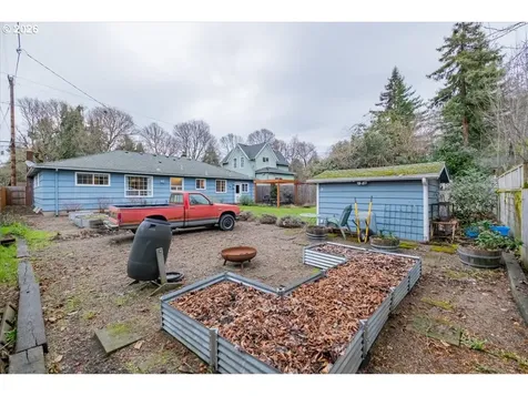 1770 D Street NE Salem OR 97301