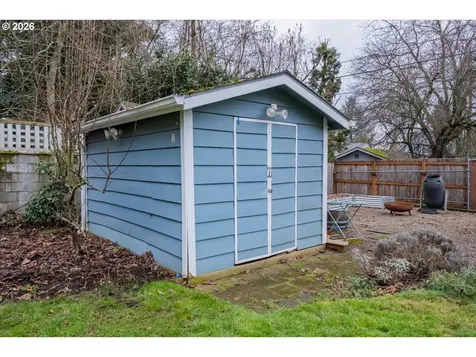 1770 D Street NE Salem OR 97301