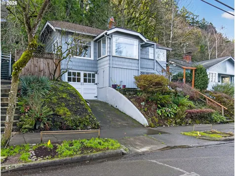 6407 S Corbett Avenue Portland OR 97239