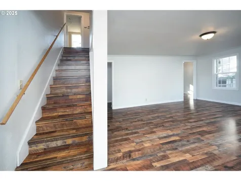 1816 SE Eddy Street Roseburg OR 97470