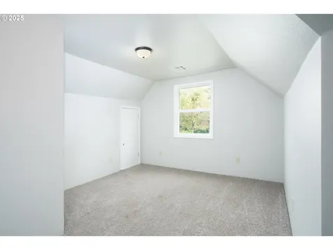 1816 SE Eddy Street Roseburg OR 97470