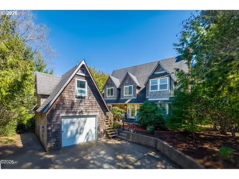 5460 Palisades Drive Lincoln City OR 97367