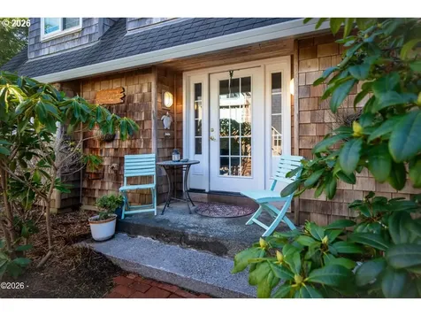5460 Palisades Drive Lincoln City OR 97367