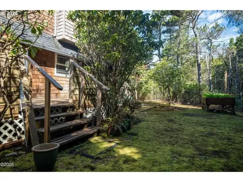 5460 Palisades Drive Lincoln City OR 97367