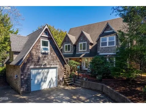 5460 Palisades Drive Lincoln City OR 97367