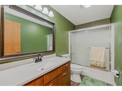 2413 NW 111th Street Vancouver WA 98685