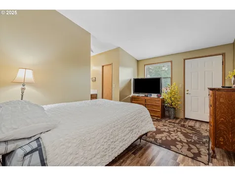 2413 NW 111th Street Vancouver WA 98685