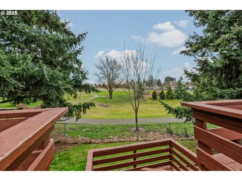 2413 NW 111th Street Vancouver WA 98685