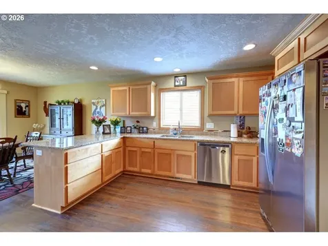 332 SW Kalmia Avenue Warrenton OR 97146
