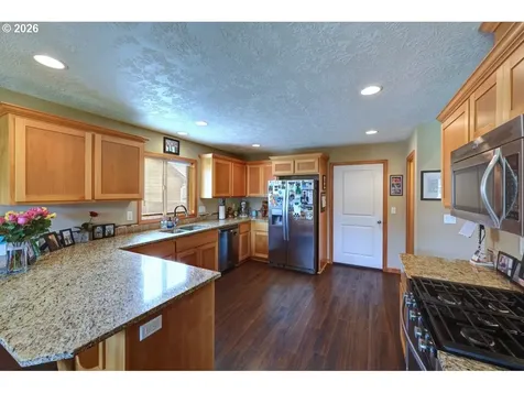 332 SW Kalmia Avenue Warrenton OR 97146