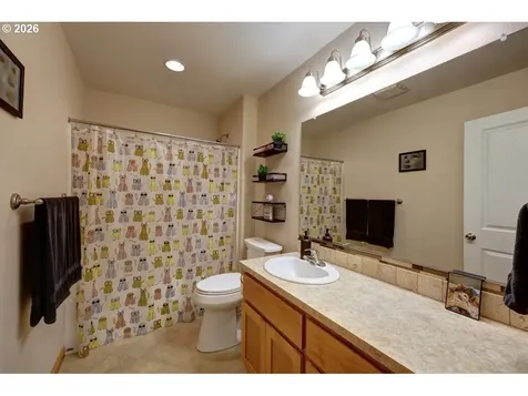 332 SW Kalmia Avenue Warrenton OR 97146