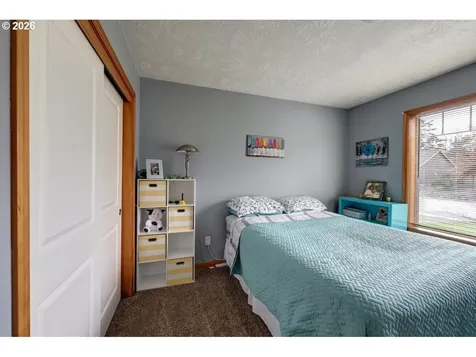 332 SW Kalmia Avenue Warrenton OR 97146