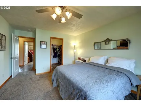 332 SW Kalmia Avenue Warrenton OR 97146