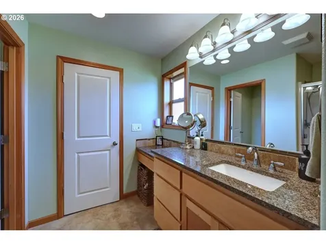 332 SW Kalmia Avenue Warrenton OR 97146