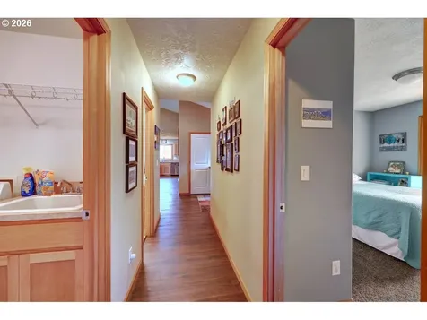 332 SW Kalmia Avenue Warrenton OR 97146