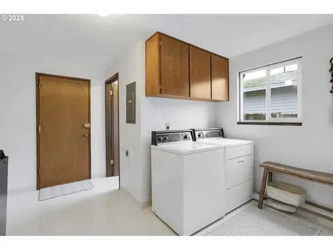 1301 NE 10th Avenue Hillsboro OR 97124