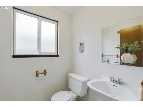 1301 NE 10th Avenue Hillsboro OR 97124