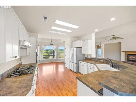360 Capital Lane Roseburg OR 97471