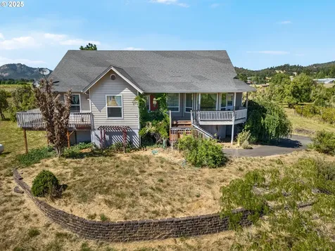 360 Capital Lane Roseburg OR 97471