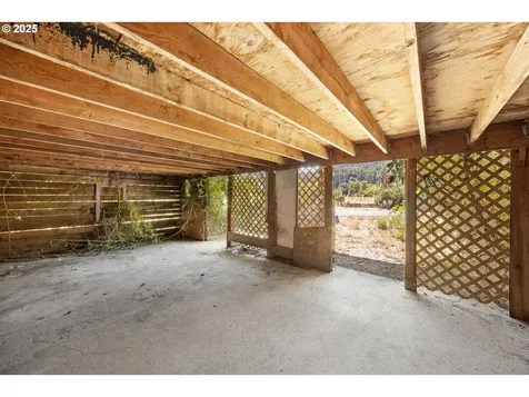 360 Capital Lane Roseburg OR 97471