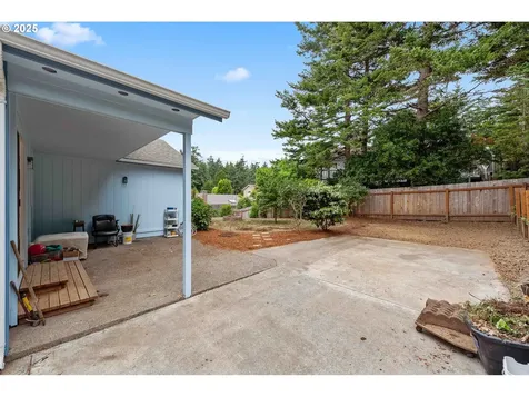925 Chickses Drive Coos Bay OR 97420