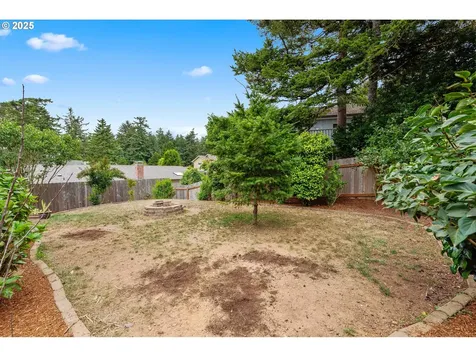 925 Chickses Drive Coos Bay OR 97420