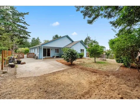 925 Chickses Drive Coos Bay OR 97420