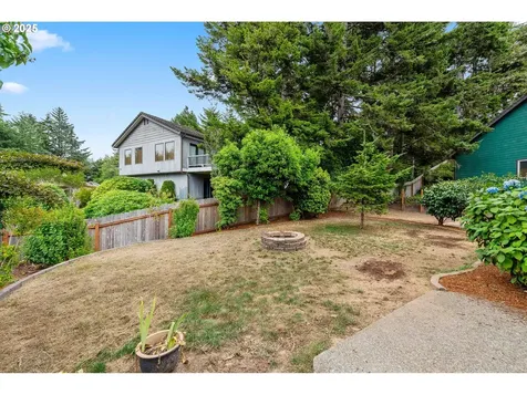 925 Chickses Drive Coos Bay OR 97420