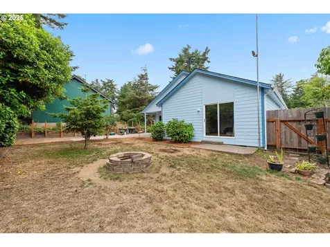 925 Chickses Drive Coos Bay OR 97420