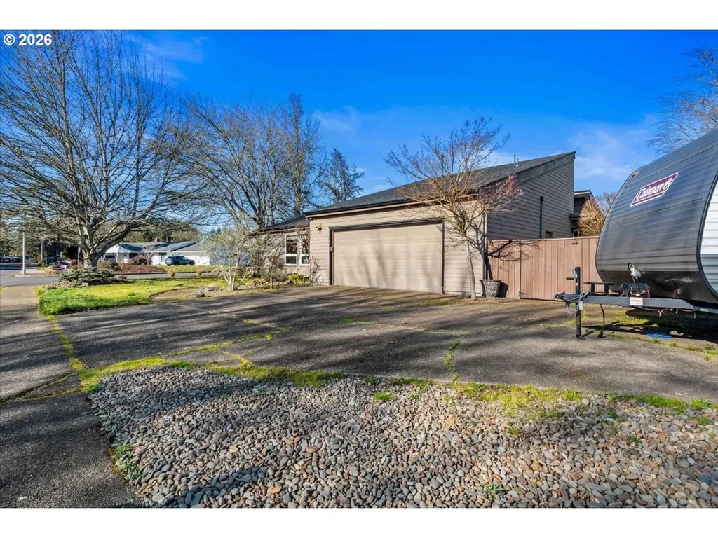 1135 Lakewood Drive SW Albany OR 97321