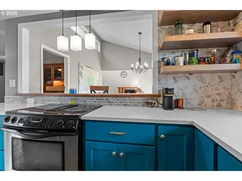 1135 Lakewood Drive SW Albany OR 97321