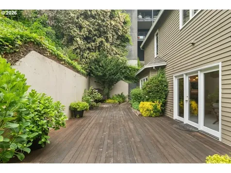 2920 NW Shenandoah Terrace Portland OR 97210