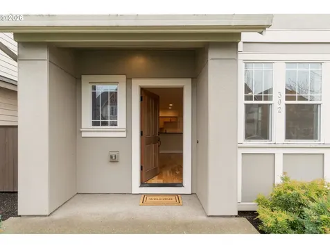 302 SW 203rd Terrace Beaverton OR 97006