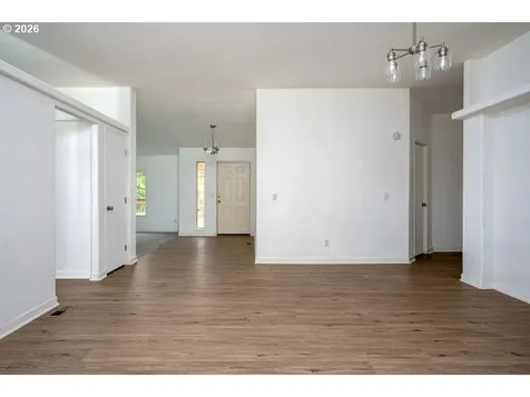 27561 S Ringo Road Mulino OR 97042