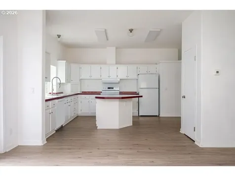 27561 S Ringo Road Mulino OR 97042