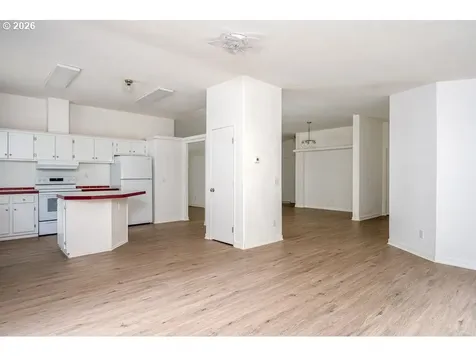 27561 S Ringo Road Mulino OR 97042
