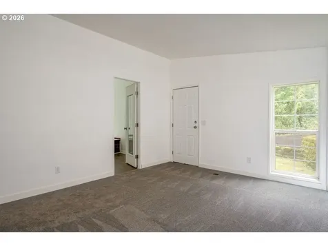 27561 S Ringo Road Mulino OR 97042