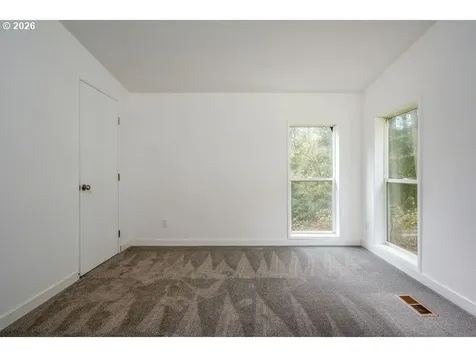 27561 S Ringo Road Mulino OR 97042