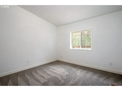 27561 S Ringo Road Mulino OR 97042