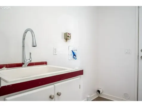 27561 S Ringo Road Mulino OR 97042