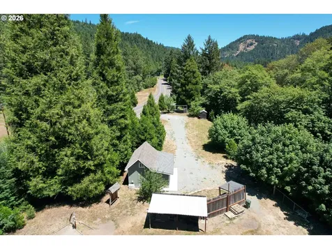 1545 Upper Cow Creek Road Azalea OR 97410