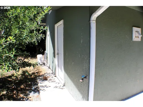 1545 Upper Cow Creek Road Azalea OR 97410