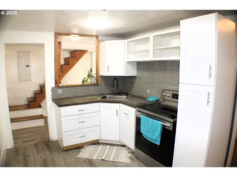 1545 Upper Cow Creek Road Azalea OR 97410